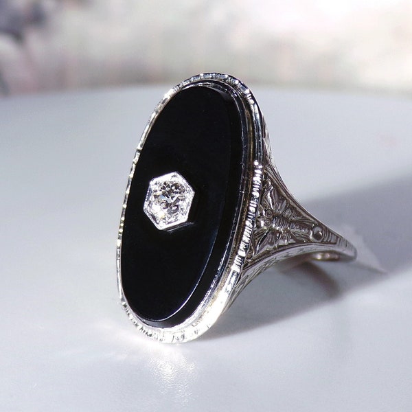 Onyx Ring, 18K White Gold Art Deco Black Onyx and Diamond Ring, 1920’s Onyx Ring, Vintage Oval Cut Onyx & Round Diamond, Sz 6, FREE SIZING!!