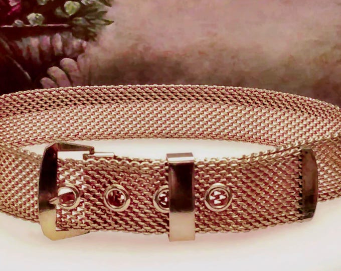 Belt Buckle Choker – Gold Tone Mesh Belt Buckle Choker – Choker / Necklace – 15 Inches Long – 5/8 of an Inch Wide – Vintage Choker