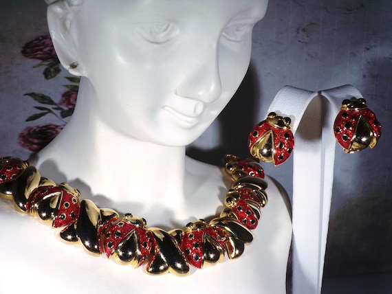 Ladybug jewelry shop set
