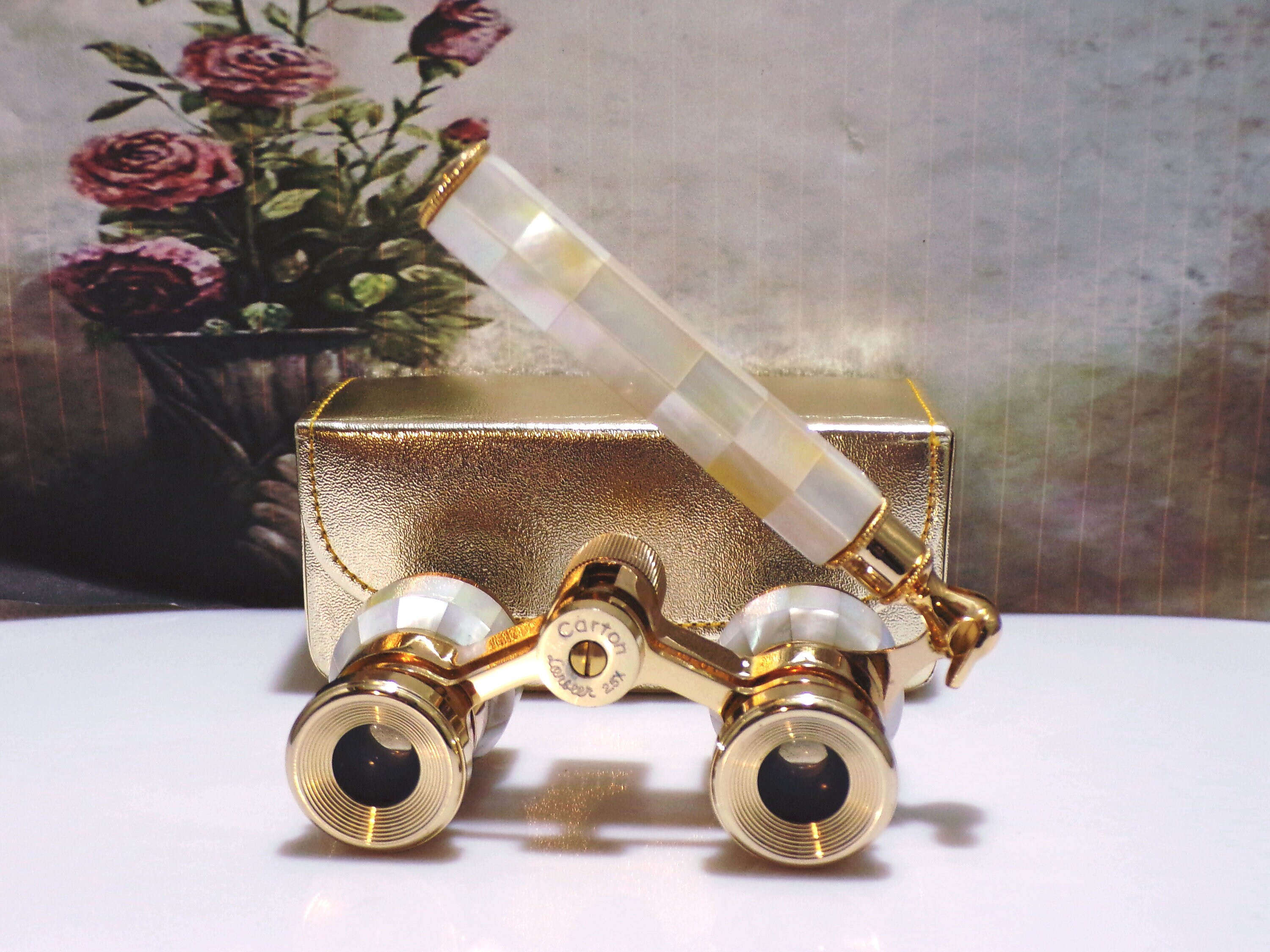 Opera Glasses, CARTON Mother of Pearl Opera Glasses with a Matching Handle, Mini Binoculars