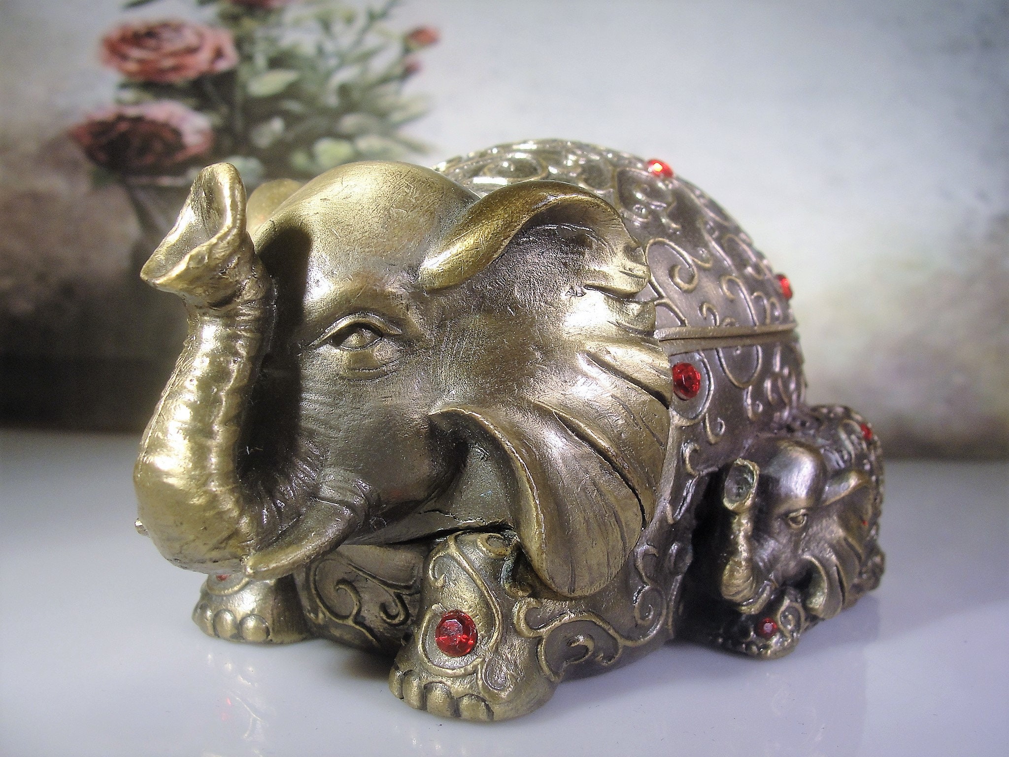 BOMBAY COMPANY, Brass Elephant Set, Rhinestone Encrusted Elephants