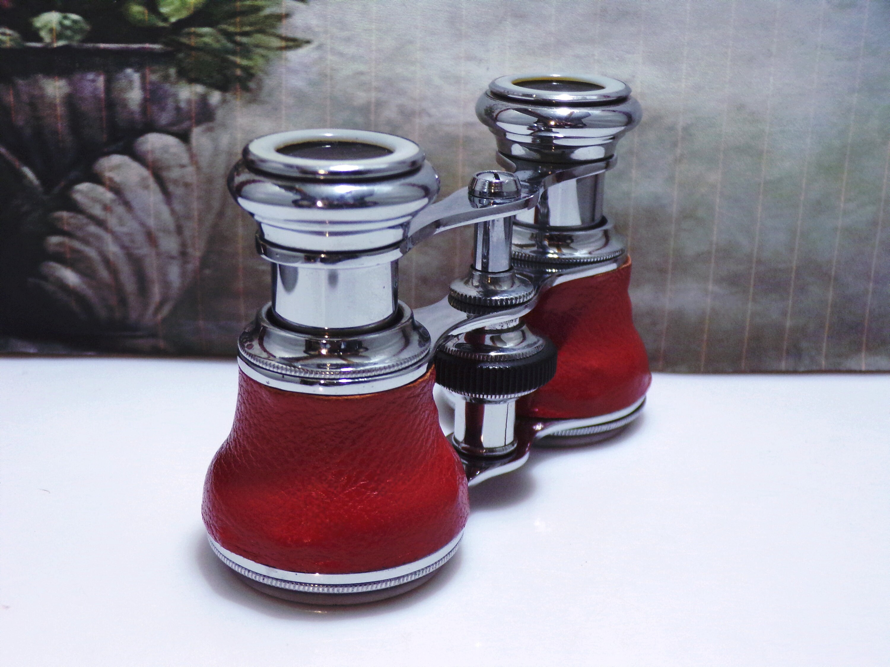LA REINE French Opera Glasses, Red Leather Opera Glasses with a Red