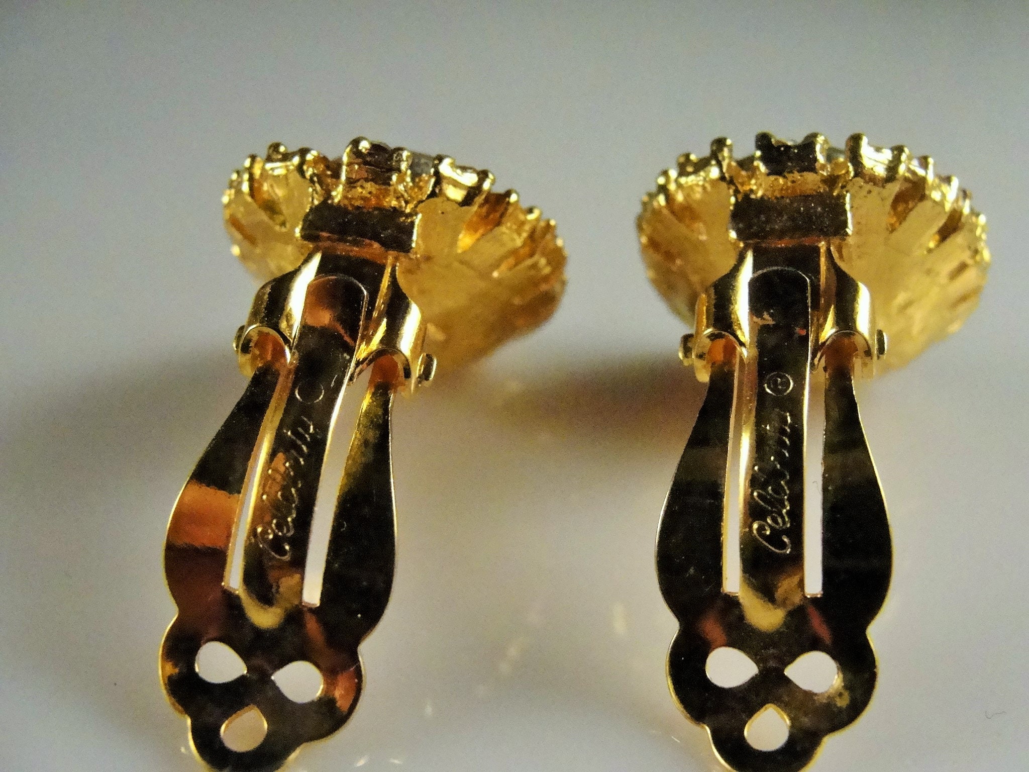 Cufflinks Earrings Set, Celebrity New York Earrings & Cufflinks Set, Black Beveled Glass, Gold