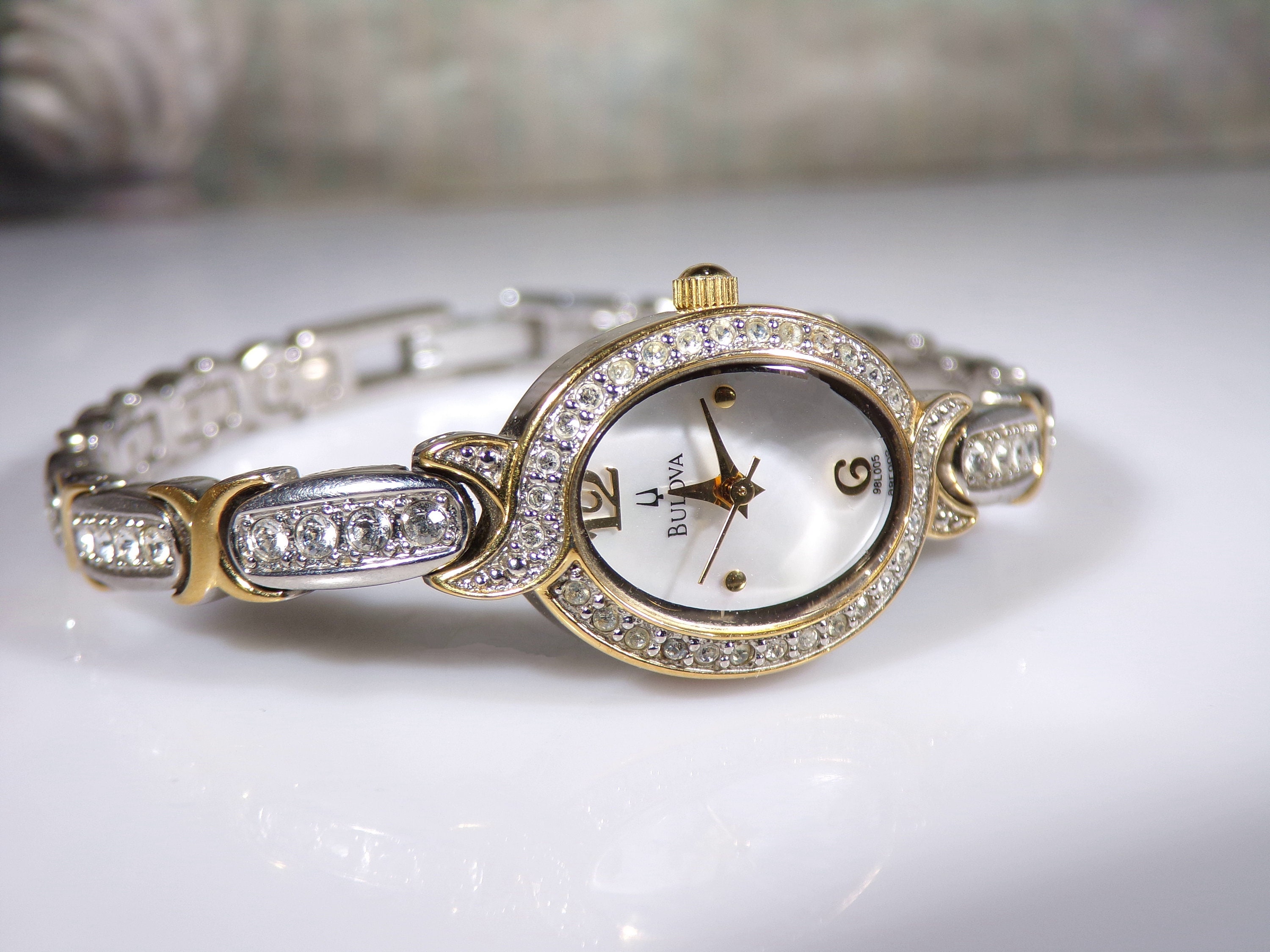 Bulova 98l005 shop