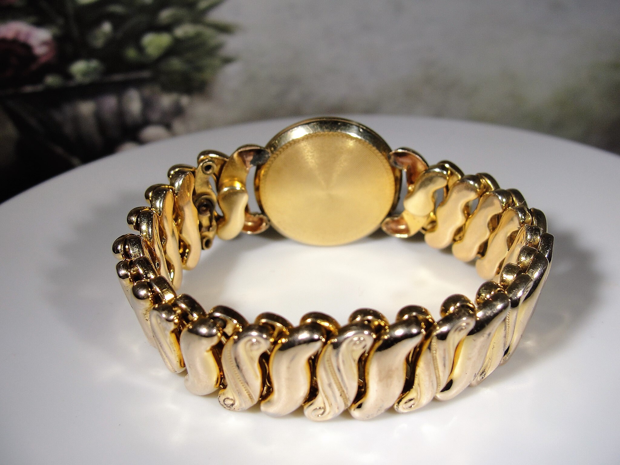 Locket Bracelet Vintage 1940s 14K Gold Filled Petite Engraved Etsy