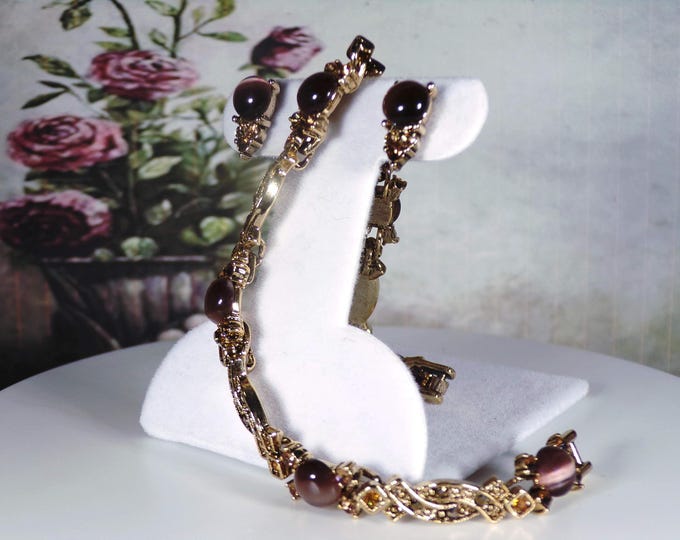 Bracelet and Earrings Set – “Monet 2” Tiger’s Eye Glass Bracelet and Earrings Jewelry Set – Champagne & Peridot Rhinestones – Vintage Set