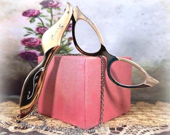Vintage Lorgnette - Shuron Magnified Reading Glasses - Folding Pendant Glasses - Gold Case