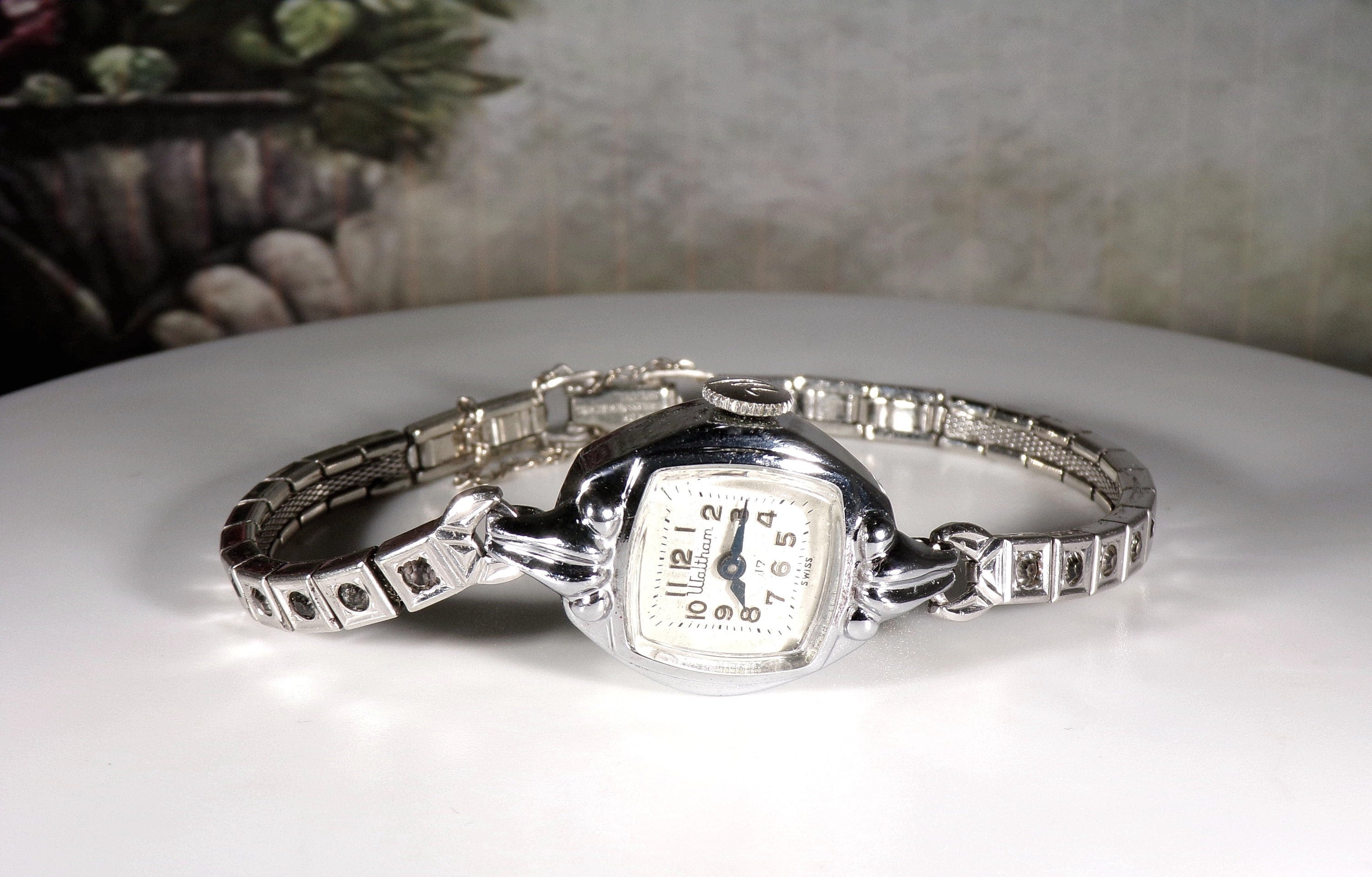 WALTHAM 10K White GoldFilled Women’s Wristwatch, Mechanical 1940’s