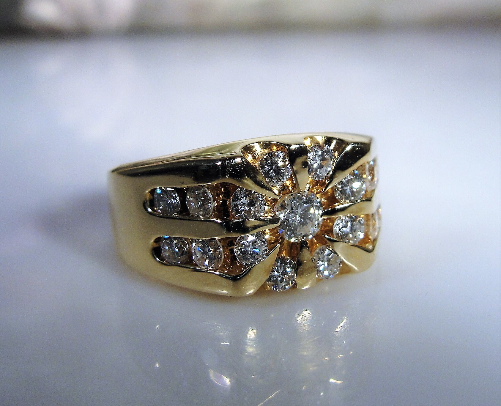 MAGIC GLO 14K Yellow Gold Man’s Diamond Starburst Ring, Gentleman’s