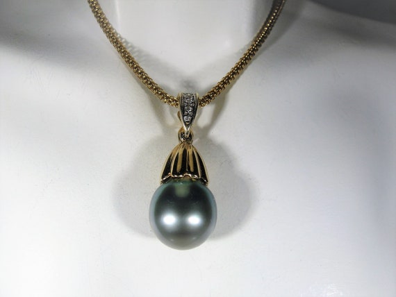 Black Pearl and Diamond Pendant, 14K Yellow Gold … - image 3