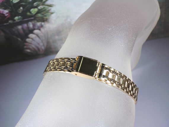 Second hand ladies gold bracelets sale