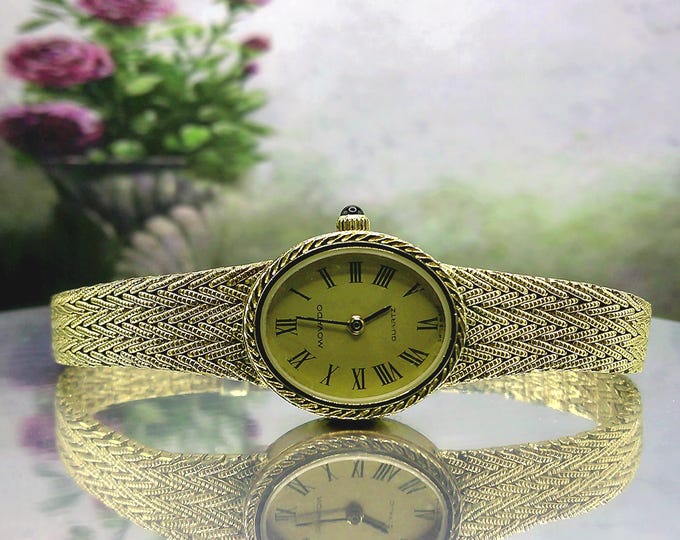 Womens Movado Gold Tone Wrist Watch – Quartz Watch – Analog Watch – Gold Tone Mesh Band – Vintage Watch