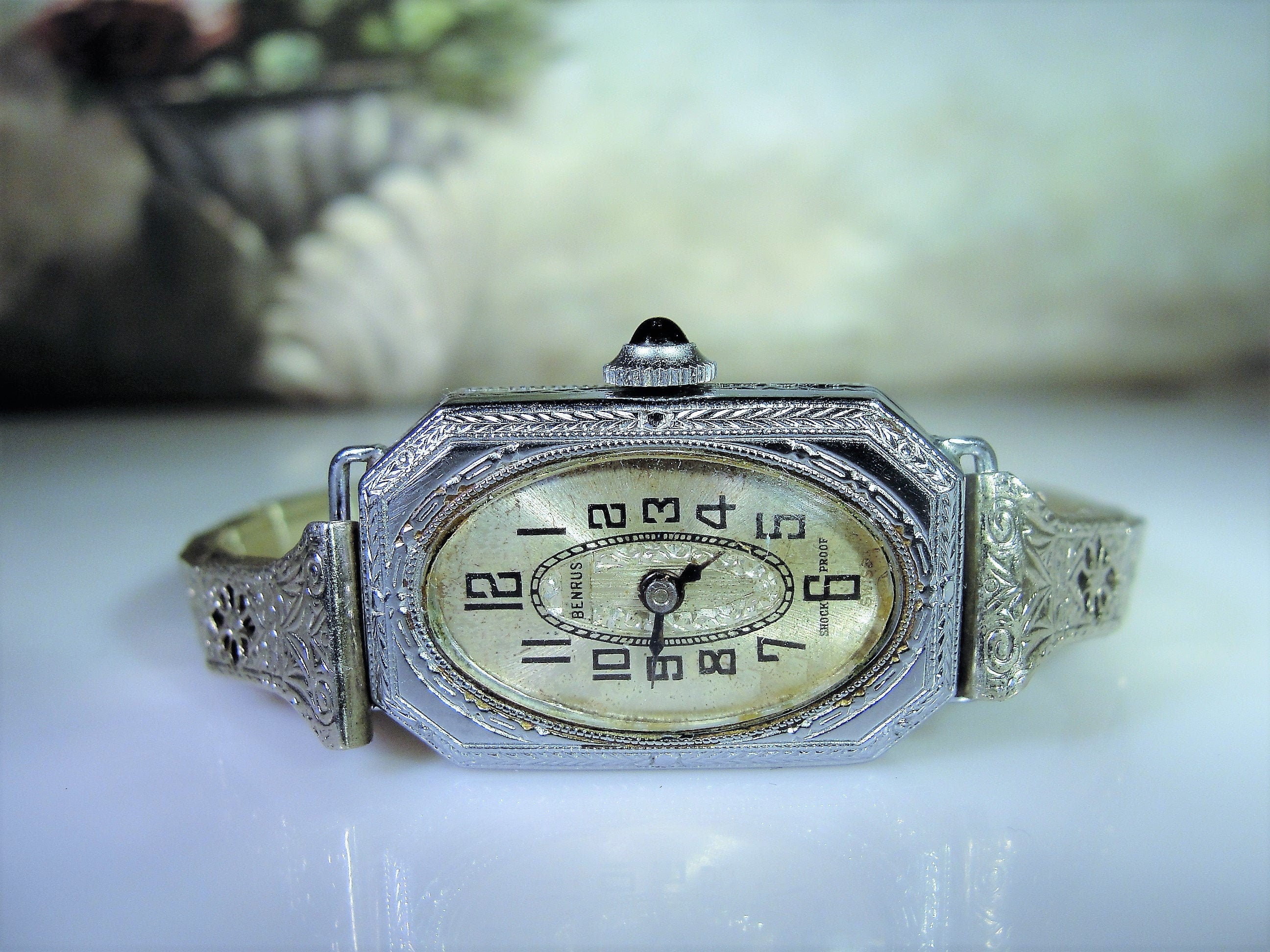 最新品低価╠ Benrus 1920s antique wrist watch 定番人気人気SALE - www.lightinus.com