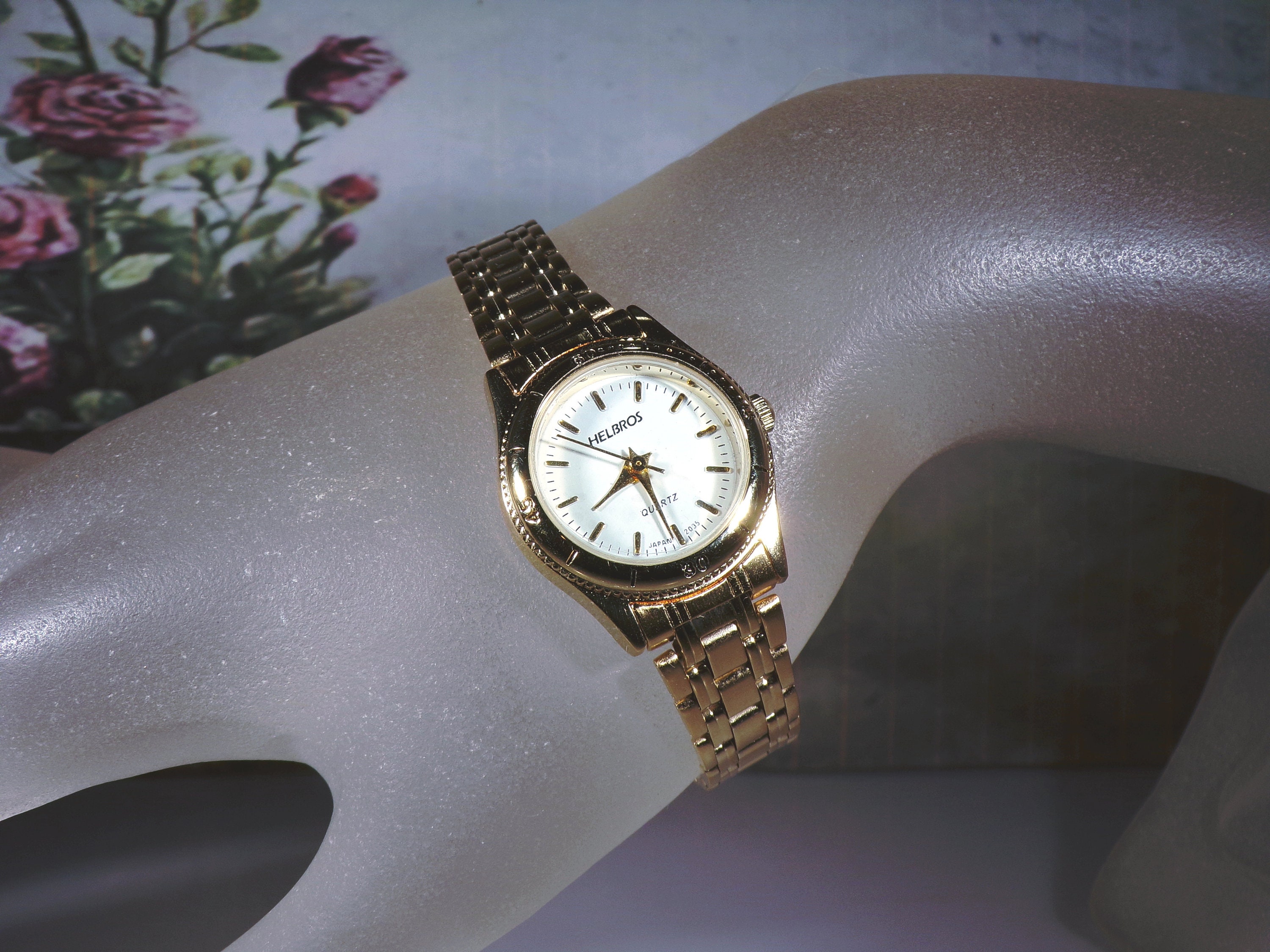 Helbros Women's Wristwatch, Quartz Analog With Second Hand Helbros Women's Wristwatch, Quartz Analog With Second Hand