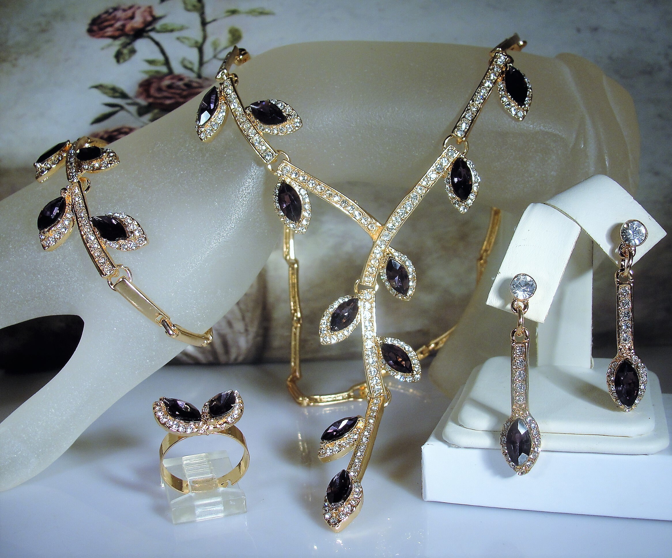 Purple Amethyst Rhinestone 4 Piece Jewelry Set, Lariat