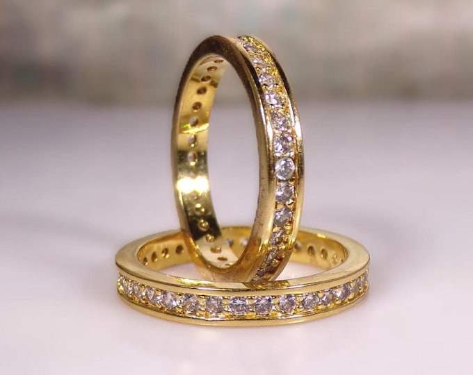 Stacking Rings - Gold Toned Stackable Channel Set Eternity Bands with Round Cut Cubic Zirconia – Sz 8 – Vintage Ring Set – Fashion Accessory