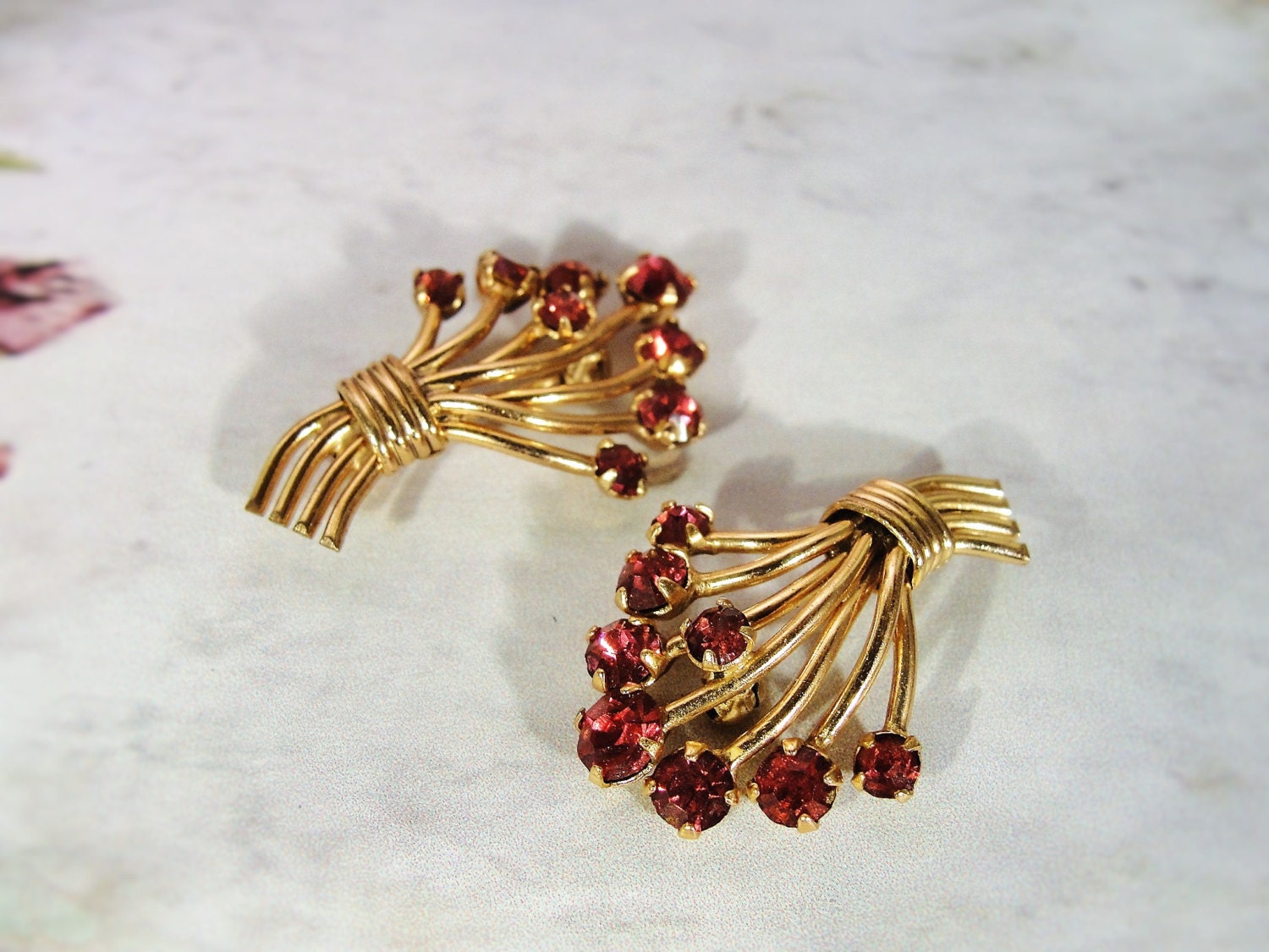 Collar Pins, Vintage VARGAS (2) 10K Gold Filled Rosey Pink Rhinestones