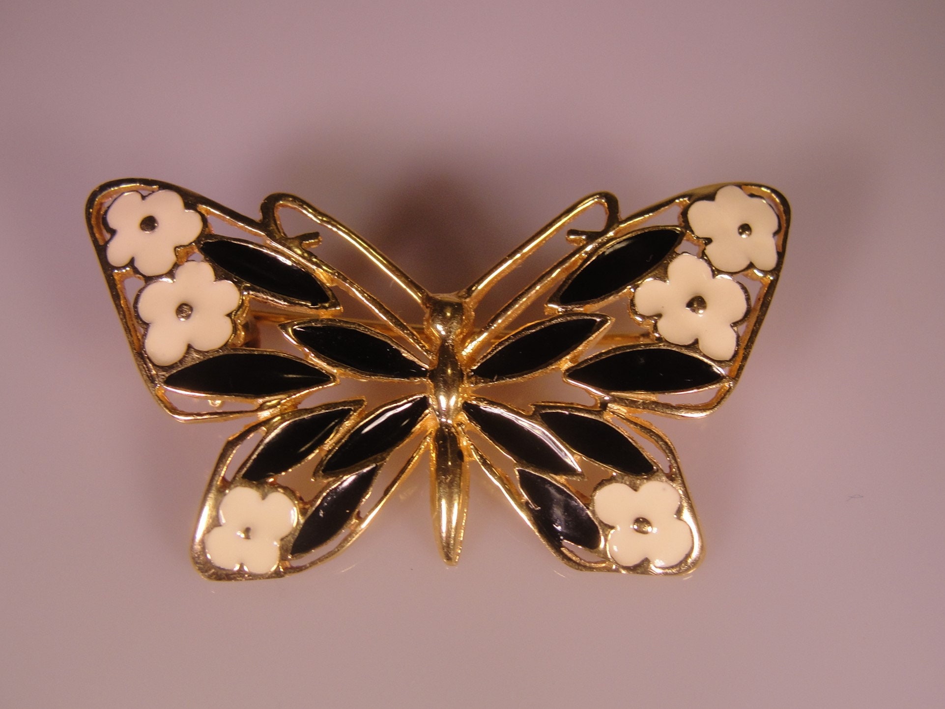 Fine Jewelry Brooch, 14K Yellow Gold Black and White Enamel Butterfly