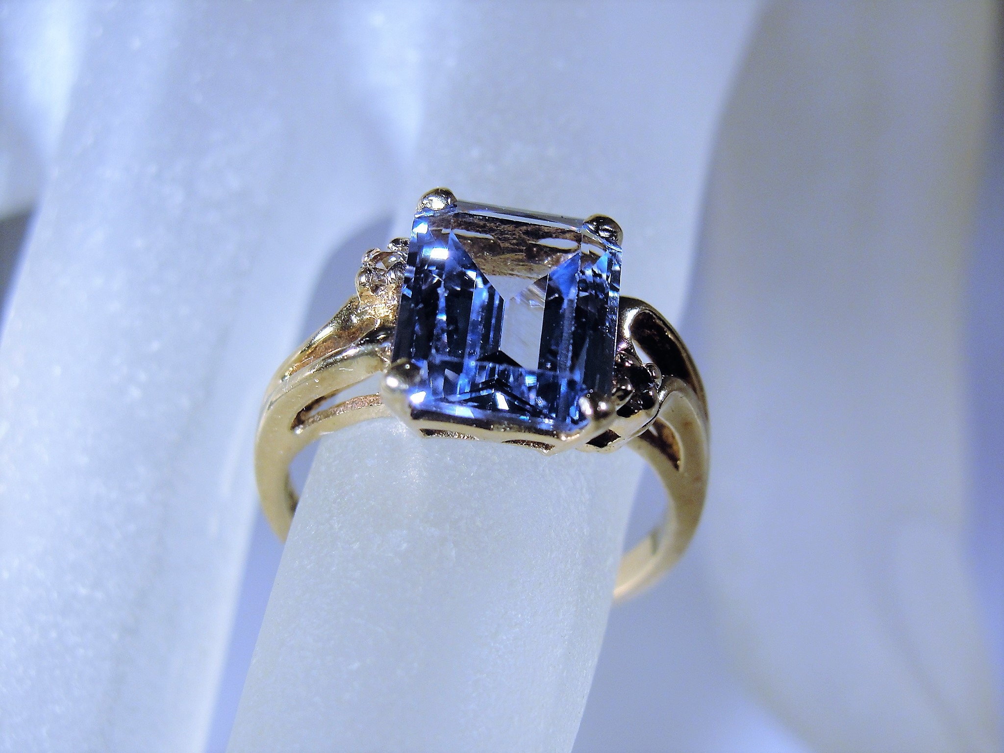 18K Aquamarine Ring, Aquamarine and Diamond Ring, Blue Aquamarine Ring