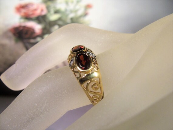 Garnet Ring, 10K Yellow Gold Band, Art Nouveau Ga… - image 6