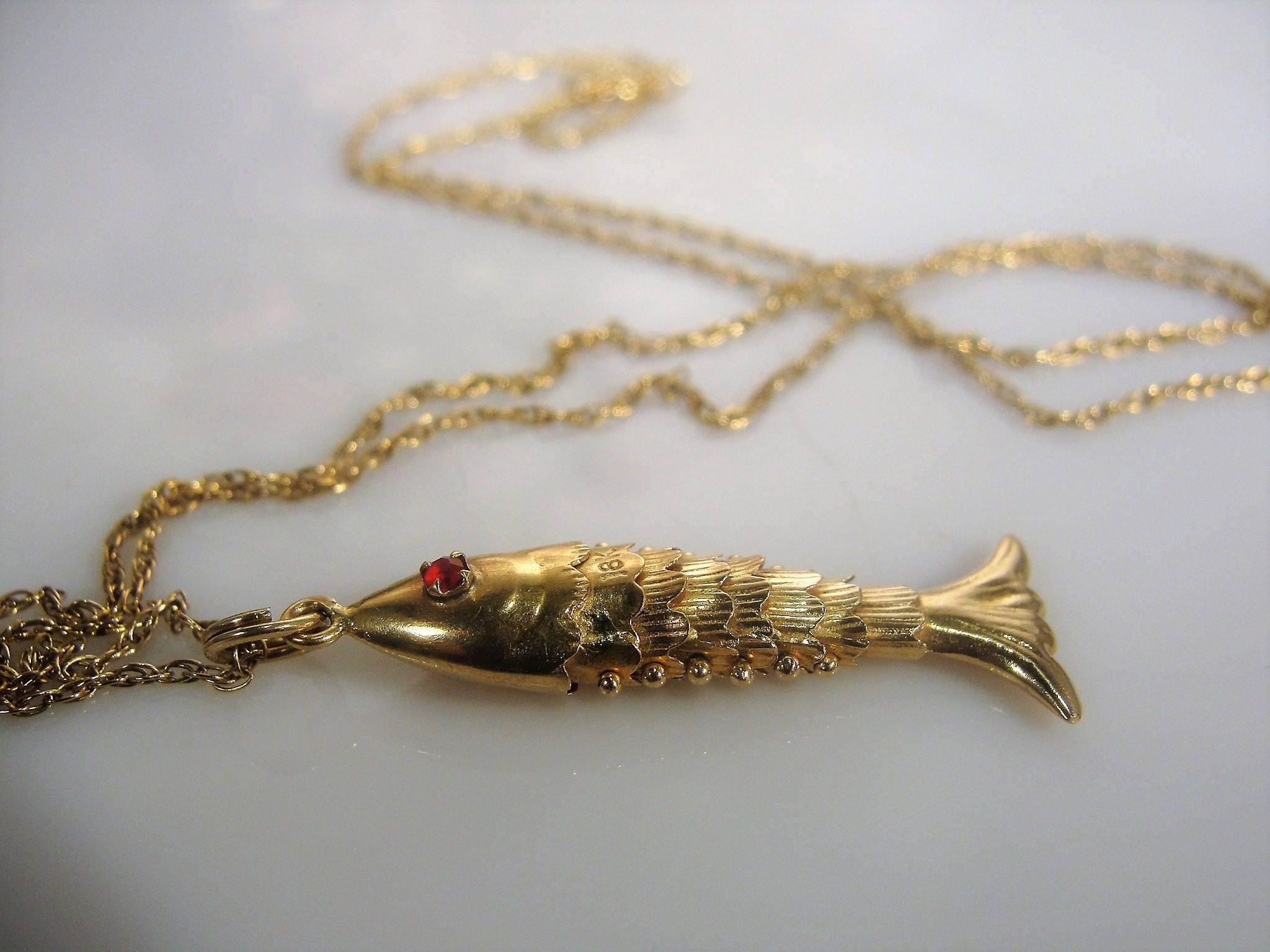 Trendy Cute Fish Pendants Necklaces For Women Gold Color Fish