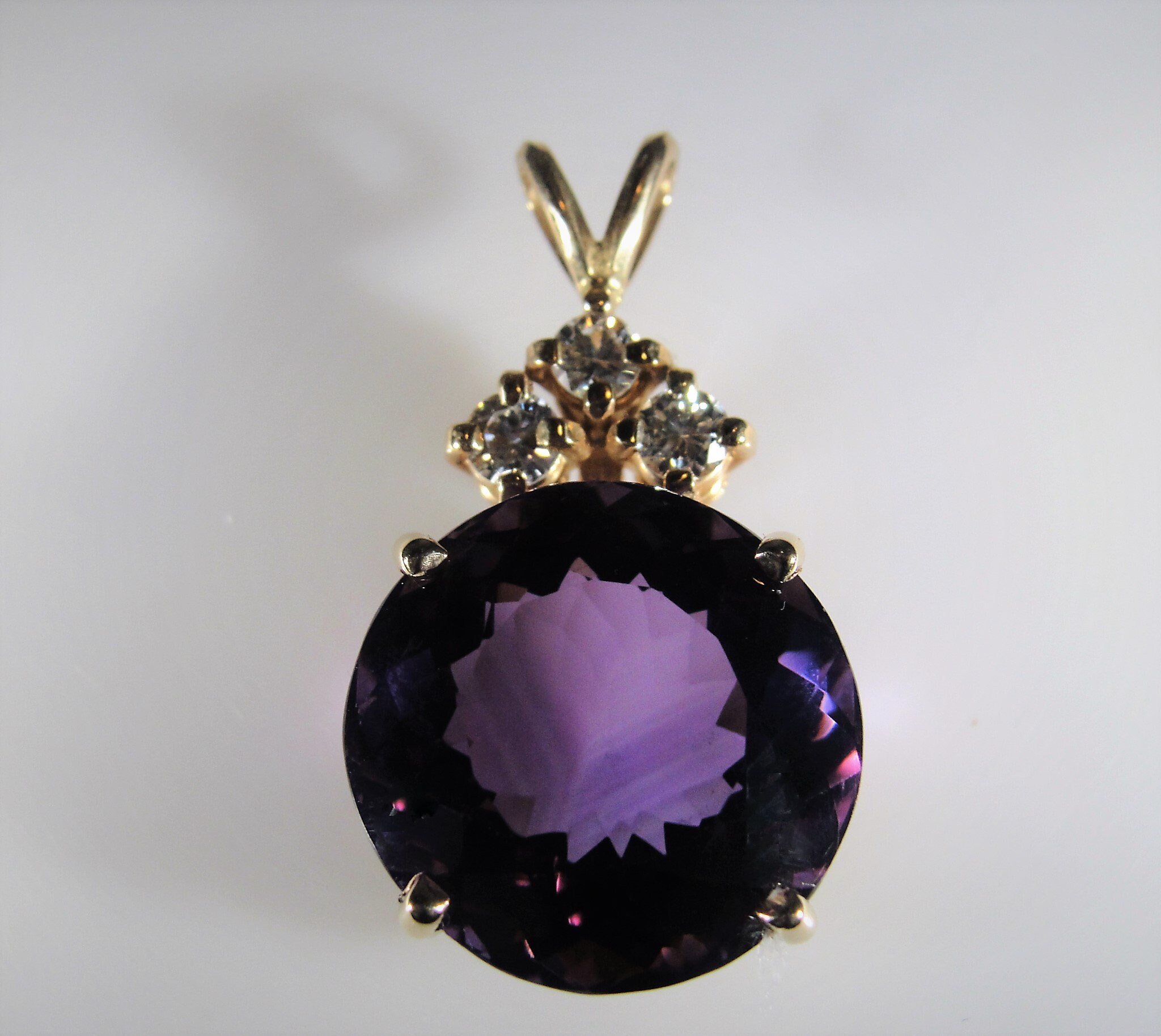 14KR Amethyst and Diamond Pendant 001-230-03334