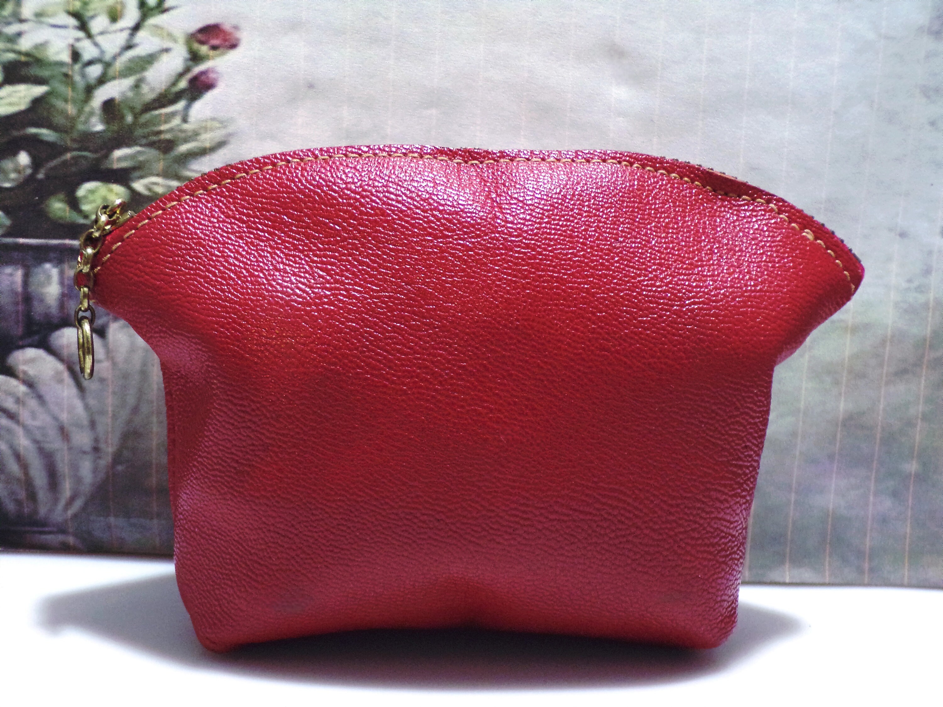 LA REINE French Opera Glasses, Red Leather Opera Glasses with a Red