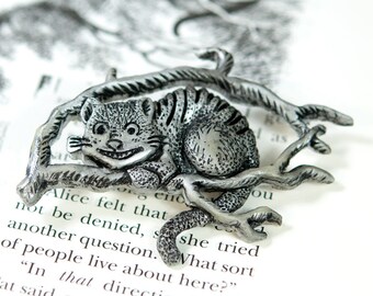Silver Cheshire Cat Pin, Alice in Wonderland Pin, Alice in Wonderland Brooch, Cheshire Cat Brooch, Cheshire Cat Jewelry, Wonderland Jewelry