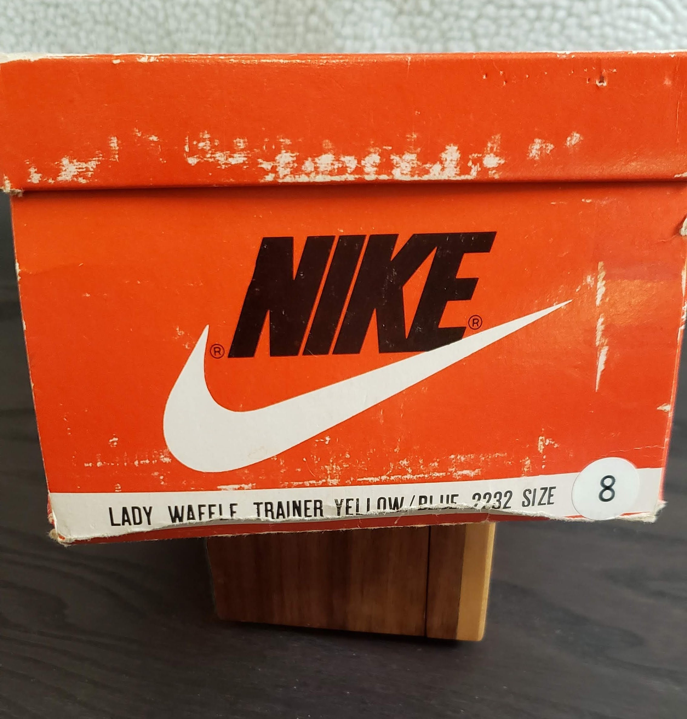Nike Collectibles Waffle Trainers Running Shoes Ladies Yellow and