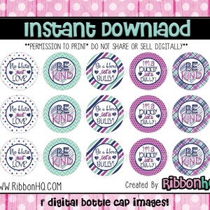 Könnte beinhalten: Zwölf 2,5 cm große, druckbare digitale Flaschenverschlussbilder mit verschiedenen Designs. Die Designs umfassen ein rosa-violettes Punkte-Design mit dem Text "Ich bin ein Kumpel, kein Tyrann!" und ein blau-grünes Chevron-Design mit dem Text "Sei freundlich".