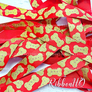 Ruban d’os de chien de 1,5 po sur rouge- Colliers de chien - os de chien- Friandises pour chiens - amoureux des animaux de compagnie- ruban pour chiens - ruban à paillettes - artisanat pour chiens
