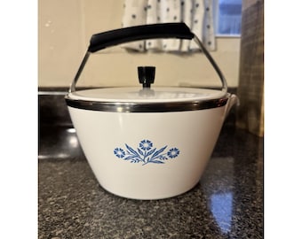 RARE! Beautiful Vintage Corning Ware Blue Cornflower 2 Qt Tea Kettle Pot P-57-B