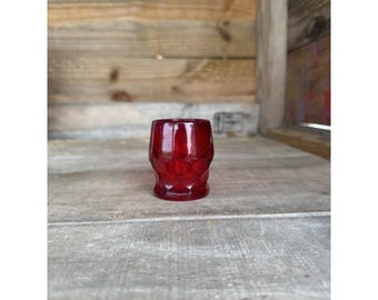 Palillero antiguo de cristal Viking Glass color rojo rubí, estilo georgiano o panal.