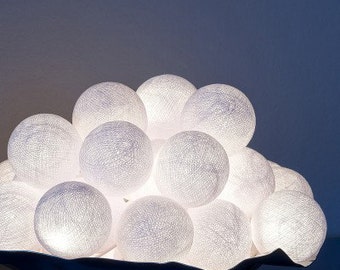 string light LED 20 balls - white / white / / 20 balls garland LED light chain / / gl boutik