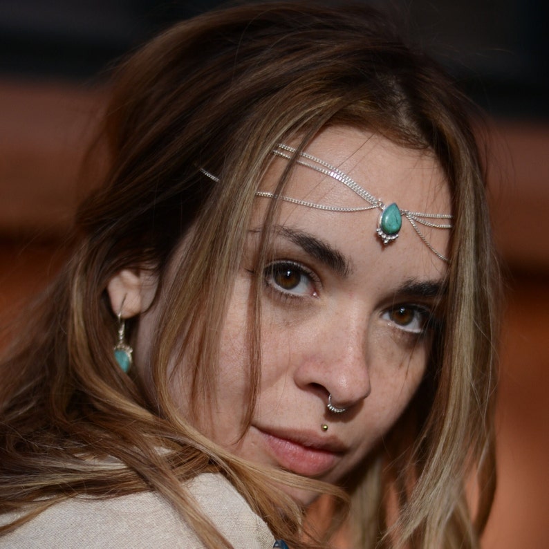a 70's style wedding head dress
