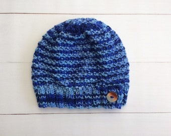 Ladies knit hat. Chunky knit Beanie. Knitted Cloche Hat. Blue Knitted hat. Blue Button beanie. Soft chemo hat. Chunky button hat. Merino hat