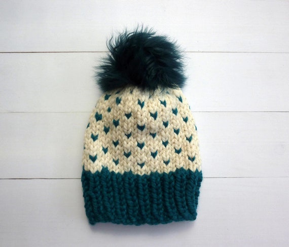 Ladies Green and Cream Beanie 