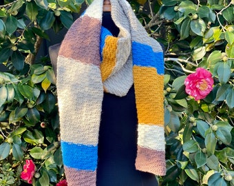 Colour block wool scarf. Unisex knit scarf. Chunky knit scarf. Handknit wool scarf. Knitted winter scarf. Australian pure wool scarf. Snood.
