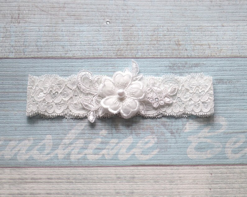 T43 Something blue Wedding garter set,Rhinestone flower lace garter,Bridal wedding garter set,Detail lace keepsake garter toss garter
