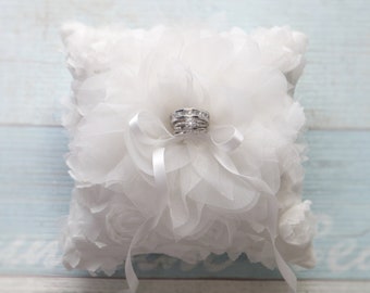 Wedding ring pillow, Ring cushion with white mesh flower, Ring bearer pillow, ring holder, ring pillow for wedding, ring pillow rustic -RT44