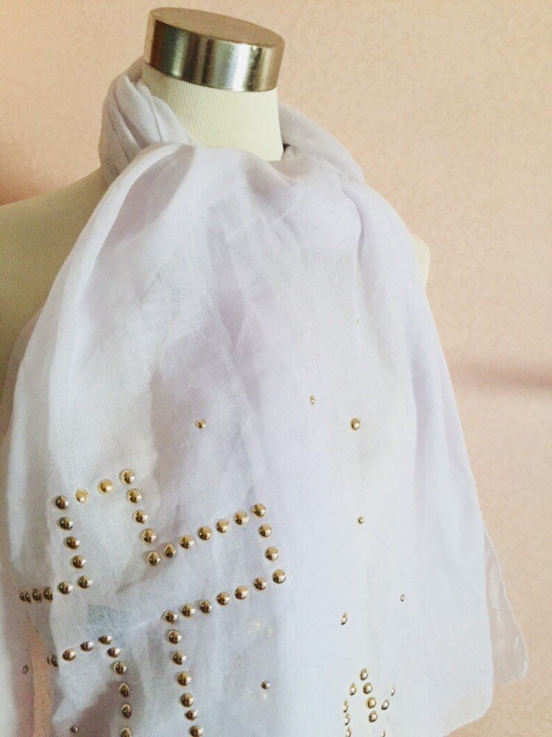Maxi viscous vintage scarf with crosses and studs 90s woman