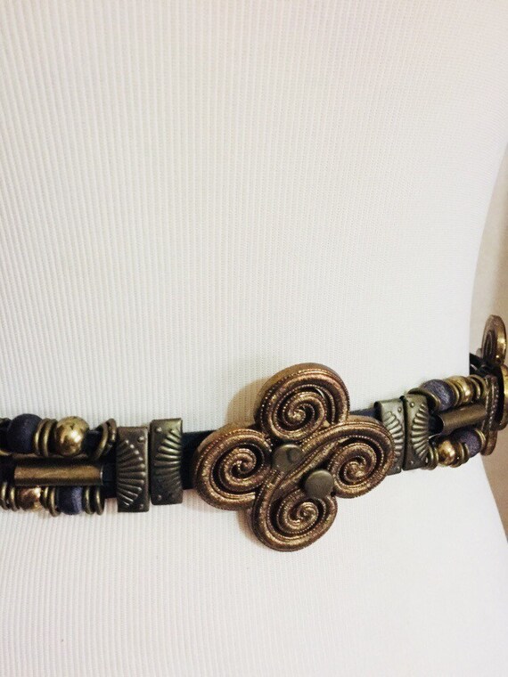 Vintage metal belt and leather 80s woman