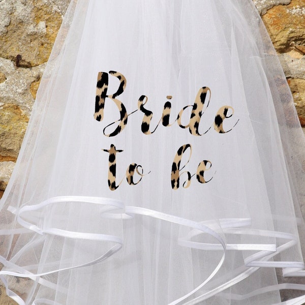 Bride to be Personalised Veil with Leopard Print | Bride to Be Veil | Wedding Veil | Hen Party Hen Do Personalised Veil in Leopard Print