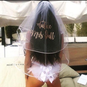Future Mrs Classy Personalised Veil | Glitter Printed Personalised Veil | Hen Party Hen Do | Future Mrs Personalised | Bridal Party Veil