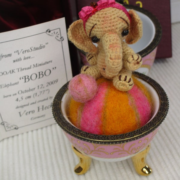 miniature crochet elephant blythe friend germany vero heck Veronika Heck Bears