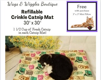 cat crinkle mat
