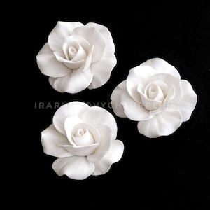 5 pcs. White textured roses , 3.5 cm. polymer clay flower bead, white rose, bridal hair pins