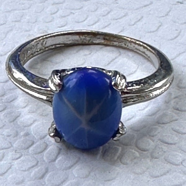 Vintage Faux Blue Star Sapphire Ring White Gold Plated Ring ~ Size 7