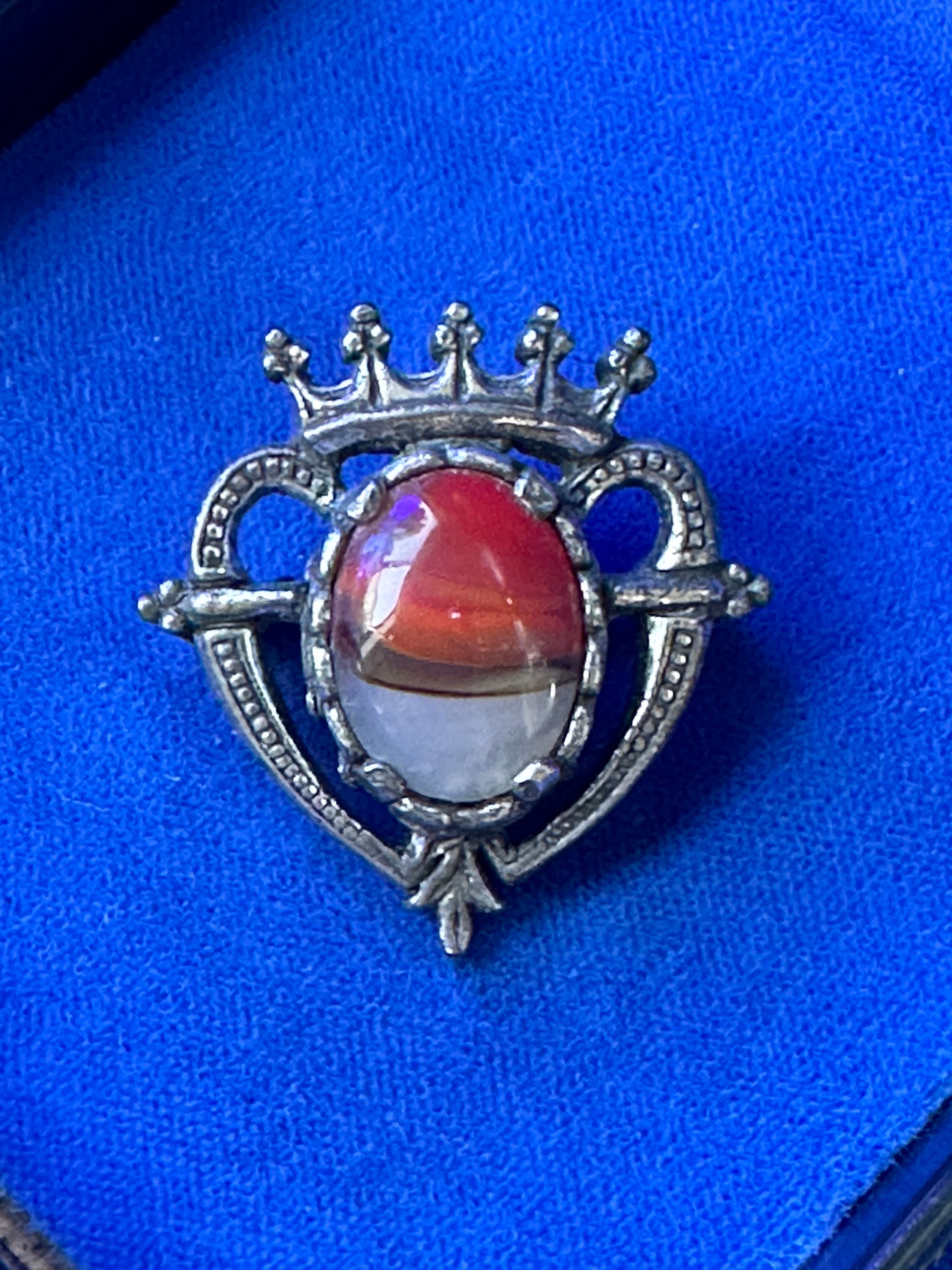 Vintage Miracle Luckenbooth Brooch With Orange Striped Agate