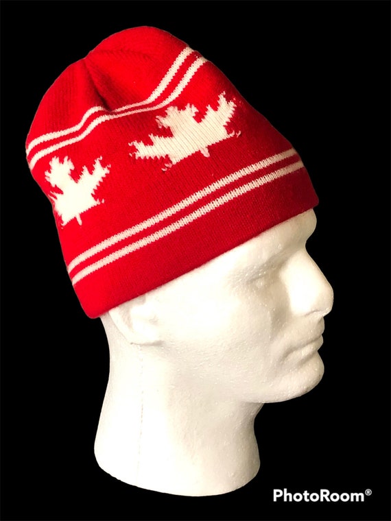 Vintage Red Knit Maple Leaf Beanie Skull Cap Ski H